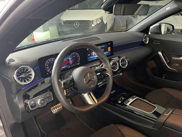 Mercedes CLA 200 AMG Line — photo 9