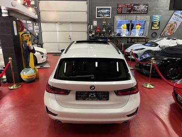 BMW Série 3 Touring 318d — photo 5