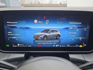 Mercedes GLC 220 AMG Line — photo 24