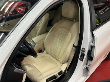 BMW Série 3 Touring 318d — photo 10