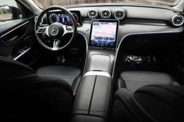 Mercedes Classe C 220 Night Edition — photo 16