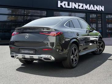 Mercedes GLC 220 AMG Line — photo 3