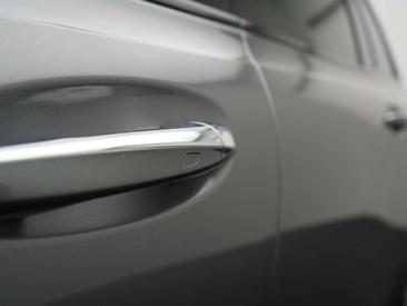Mercedes EQB 250 Luxury Line — photo 16