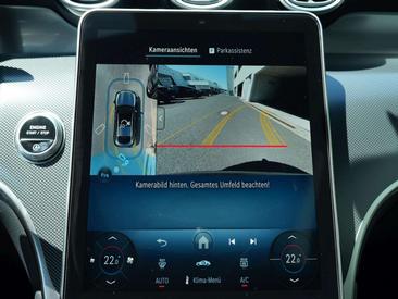 Mercedes GLC 220 AMG Line — photo 14