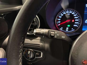 Mercedes GLC 200 — photo 22