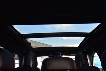 Mercedes GLC 300 — photo 12