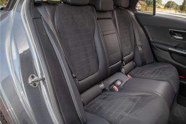 Mercedes Classe C 200 AMG Line — photo 22