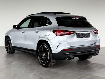 Mercedes GLA 180 AMG Line — photo 5