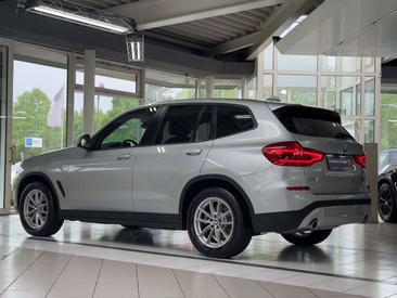 BMW X3 Advantage 20i XDrive — photo 10