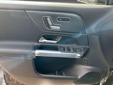 Mercedes EQB 250 — photo 7