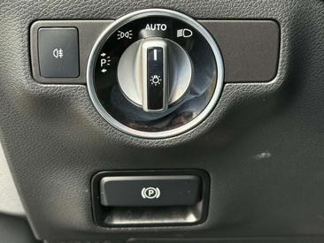 Mercedes CLA 180 AMG Line — photo 28