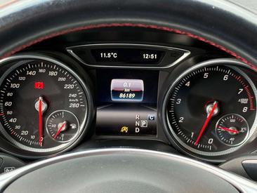 Mercedes CLA 180 AMG Line — photo 30