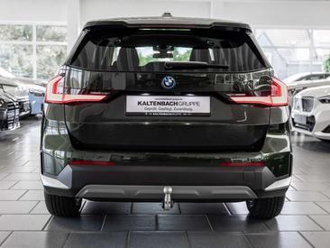 BMW IX1 XDrive30 — photo 5