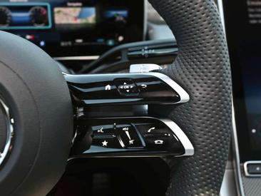 Mercedes GLC 220 AMG Line — photo 10