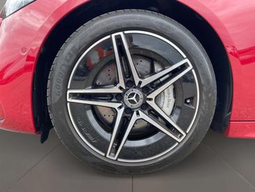 Mercedes Classe C 200 Night Edition — photo 11