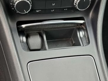 Mercedes CLA 180 AMG Line — photo 39