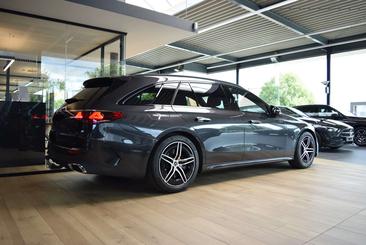 Mercedes Classe E Break 300 AMG Line — photo 6