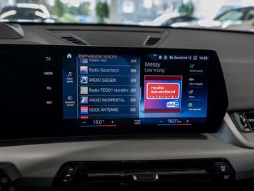 BMW IX1 XDrive30 — photo 16