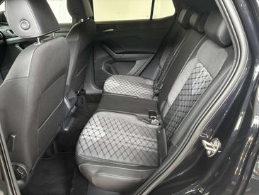 Volkswagen T-CROSS R-Line — photo 8