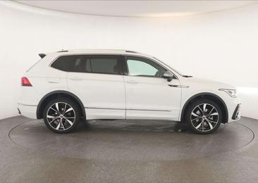 Volkswagen TIGUAN TDI 4Motion R-Line — photo 4