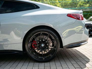 BMW M4 Competition — photo 12