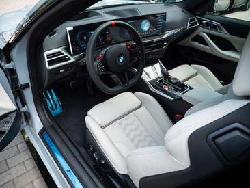 BMW M4 Competition — photo 15