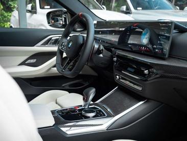 BMW M4 Competition — photo 19
