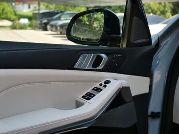 BMW X7 M Sport 40d — photo 26