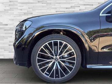 Mercedes GLC 400 AMG Line — photo 14