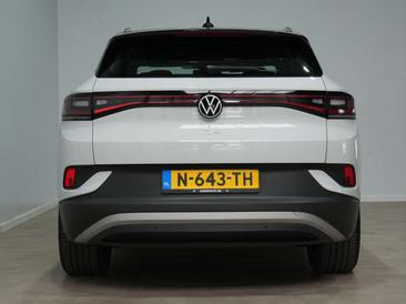 Volkswagen ID.4 Pro — photo 4