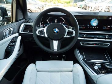 BMW X5 M Sport 40d — photo 17