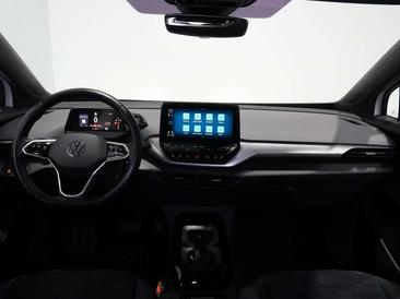 Volkswagen ID.4 Pro — photo 6