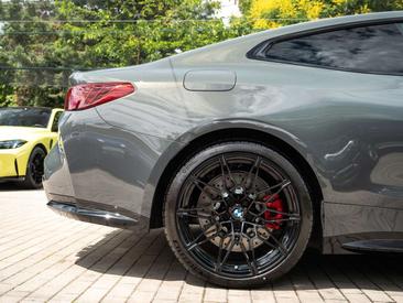 BMW M4 Competition — photo 13