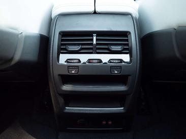 BMW X5 M Sport 40d — photo 32
