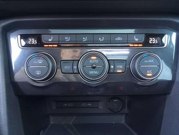 Volkswagen TIGUAN TDI R-Line — photo 17