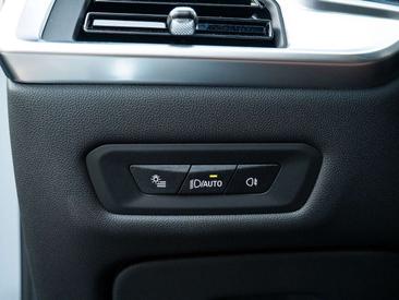 BMW X6 M Sport 40d — photo 27