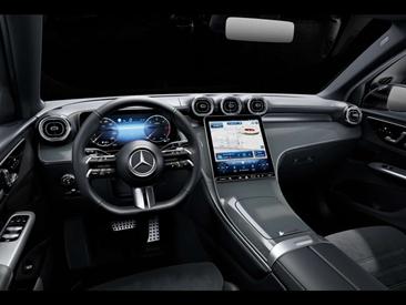 Mercedes GLC 220 Night Edition — photo 7