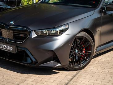 BMW M5 Shadow Line — photo 8