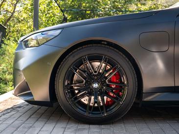 BMW M5 Shadow Line — photo 11