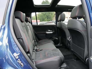 Mercedes GLB 180 — photo 10