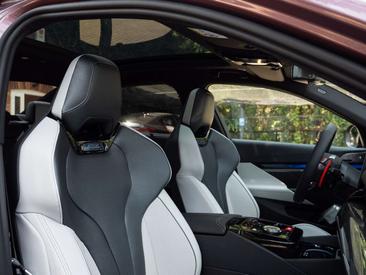 BMW M5 Individual — photo 29