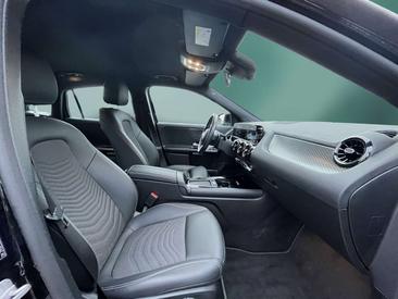 Mercedes GLA 200 — photo 10