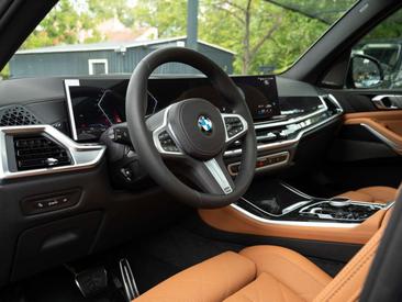 BMW X5 M Sport 40d — photo 14