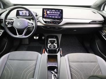 Volkswagen ID.4 Pro — photo 8