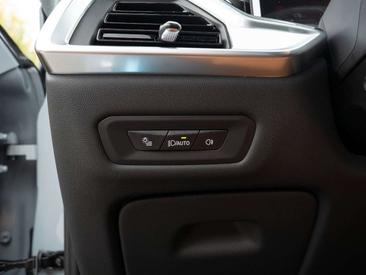 BMW X5 M Sport 40d — photo 25