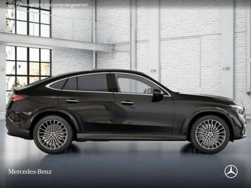 Mercedes GLC 220 — photo 17