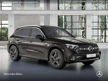 Mercedes GLC 300 — photo 16