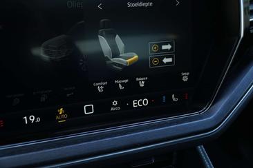 Volkswagen Touareg EHybrid 4Motion Elegance — photo 14