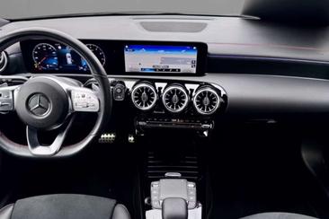 Mercedes CLA 180 — photo 5