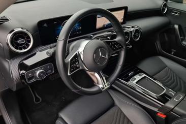 Mercedes CLA 180 — photo 7